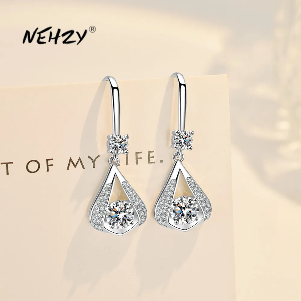 NEHZY S925 штамп серебряные новые женские модные ювелирные изделия Высокое качество Кристалл Циркон тип крючка средние и длинные серьги-кисточ...
NEHZY S925 штамп серебряные новые женские модные ювелирные изделия Высокое качество Кристалл Циркон тип крючка средние и длинные серьги-кисточ...