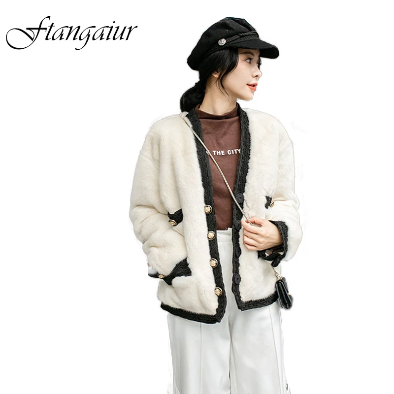 Ftangaiur New Winter Import Velvet Mink Fur Coat For Femal V-Neck Slim Soft Natural Fur Coat Women Short Real Mink Fur Coats 
Ftangaiur New Winter Import Velvet Mink Fur Coat For Femal V-Neck Slim Soft Natural Fur Coat Women Short Real Mink Fur Coats