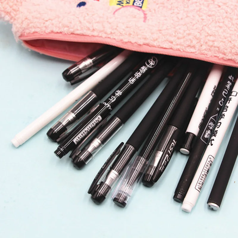 Hot sale Teddy velvet claw claw plush pencil case animal shape cute pencil case girl student stationery storage bag
Hot sale Teddy velvet claw claw plush pencil case animal shape cute pencil case girl student stationery storage bag