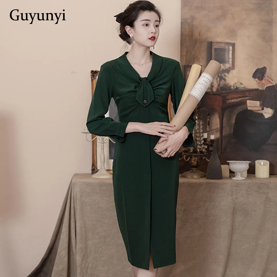 Solid Color Vintage Dress 2022 Autumn Small V-Neck Inverted Button Decorative Pleated Nine-Quarter Sleeves French Party Dress 
Solid Color Vintage Dress 2022 Autumn Small V-Neck Inverted Button Decorative Pleated Nine-Quarter Sleeves French Party Dress