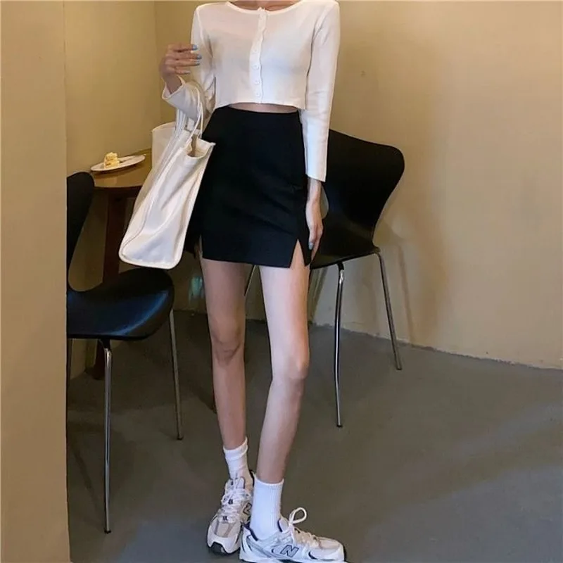 Plus Size 4XL Skinny Mini New Women Skirts Black Side-slit Causal Sweet All-match Sexy Korean Style Solid A-line Trendy Chic Ins
Plus Size 4XL Skinny Mini New Women Skirts Black Side-slit Causal Sweet All-match Sexy Korean Style Solid A-line Trendy Chic Ins