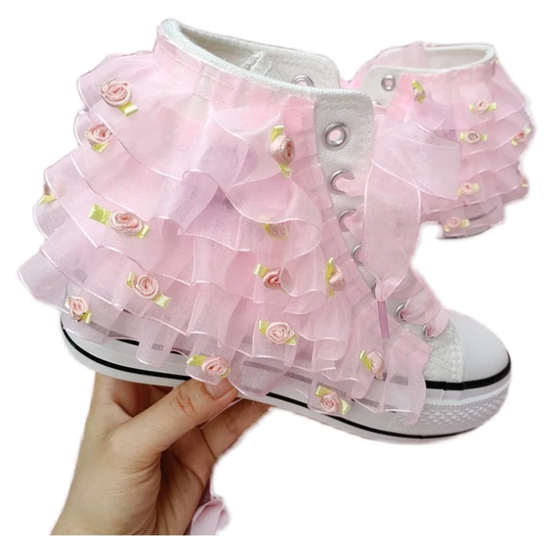 Женские кроссовки на шнуровке, розовые повседневные высокие кеды, парусиновая обувь, милые свадебные кроссовки на плоской подошве с цветоч...
Женские кроссовки на шнуровке, розовые повседневные высокие кеды, парусиновая обувь, милые свадебные кроссовки на плоской подошве с цветоч...