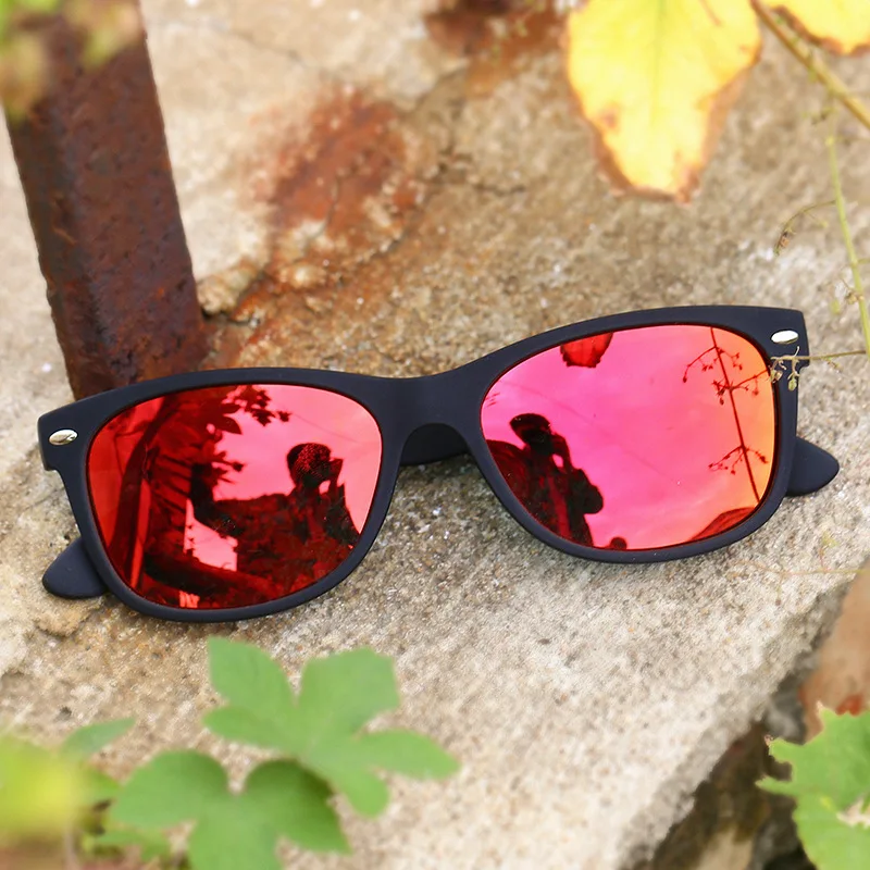 new arrival 2021 futuristic revet sunglasses women men brand designer high quality steampunk driving glasses retro oculos de sol
new arrival 2021 futuristic revet sunglasses women men brand designer high quality steampunk driving glasses retro oculos de sol