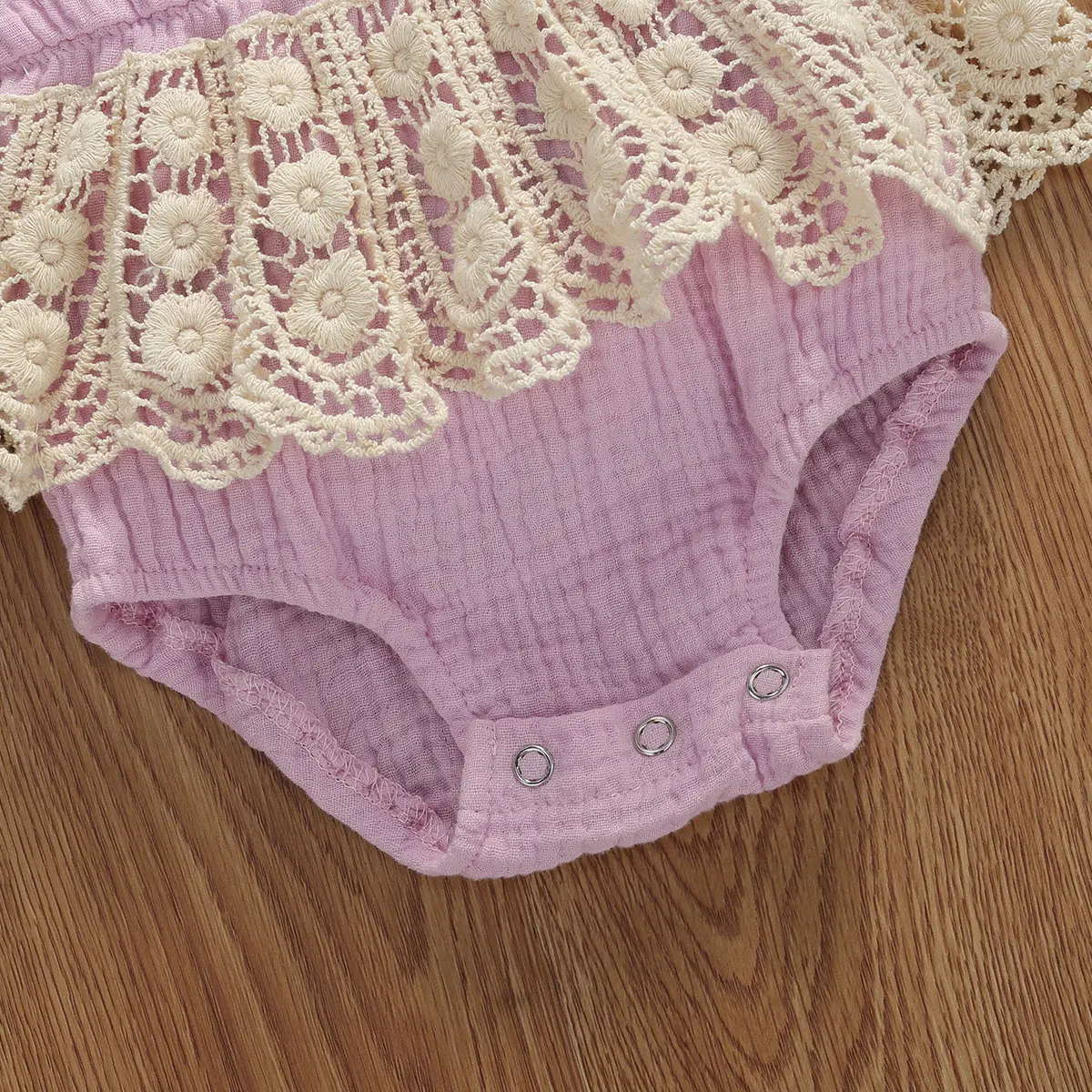 Newborn Baby Summer Clothing Baby Girls Lace Cotton Bodysuits Cute Jumpsuits Sleeveless Sunsuits 0-24M 
Newborn Baby Summer Clothing Baby Girls Lace Cotton Bodysuits Cute Jumpsuits Sleeveless Sunsuits 0-24M