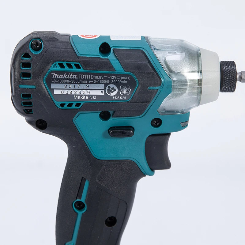 Аккумуляторная дрель-шуруповерт Makita TD111DZ TD111D 10 8 В 12 бесколлекторная только