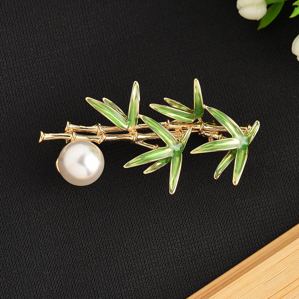 High Quality Bamboo Brooch Pin 2021 Fashion Copper Elegant White Pearl Dragonfly Green Enamel Leaf Brooches Jewelry for Women
High Quality Bamboo Brooch Pin 2021 Fashion Copper Elegant White Pearl Dragonfly Green Enamel Leaf Brooches Jewelry for Women