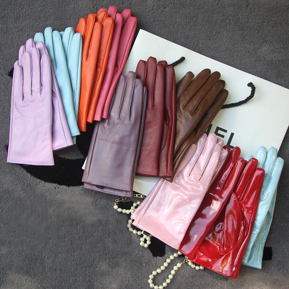 Elegant Women Gloves Genuine Lambskin Real Leather Sheepskin Autumn And Winter Plus Velvet Trendy Female Short Glove 27 Colors
Elegant Women Gloves Genuine Lambskin Real Leather Sheepskin Autumn And Winter Plus Velvet Trendy Female Short Glove 27 Colors