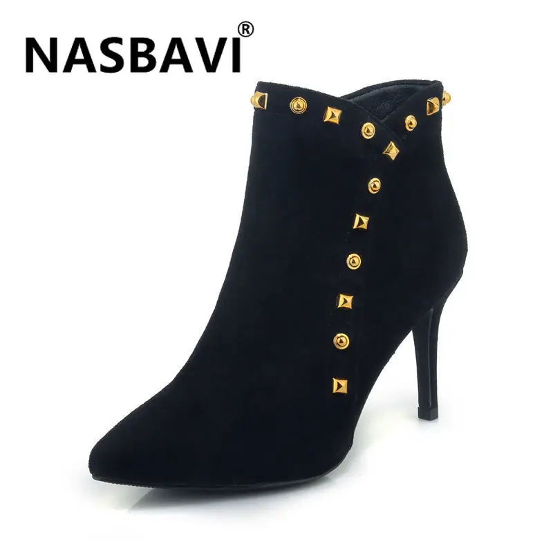 NASBAVI new Women Boots Winter Metal Decoration Rivet Pointed Ankle Boots Fashion Ladies Shoes Rubber Boots ladies Boots
NASBAVI new Women Boots Winter Metal Decoration Rivet Pointed Ankle Boots Fashion Ladies Shoes Rubber Boots ladies Boots