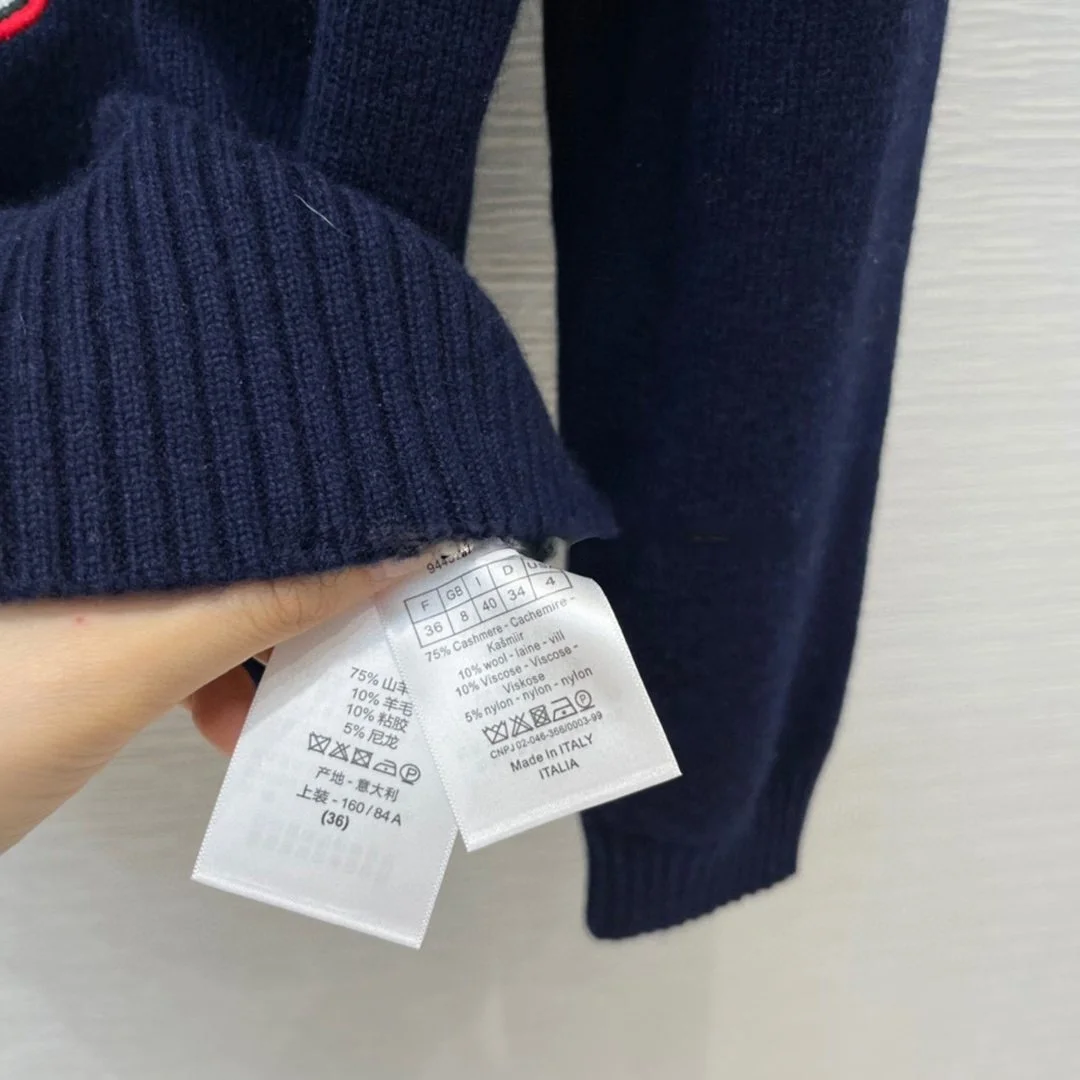 Fashion Trends Cashmere Pullovers Women Sweater 2021 Cartoon Cow Embroidery Casual Sweaters O-neck Loose Oversized Knit Jumpers
Fashion Trends Cashmere Pullovers Women Sweater 2021 Cartoon Cow Embroidery Casual Sweaters O-neck Loose Oversized Knit Jumpers
