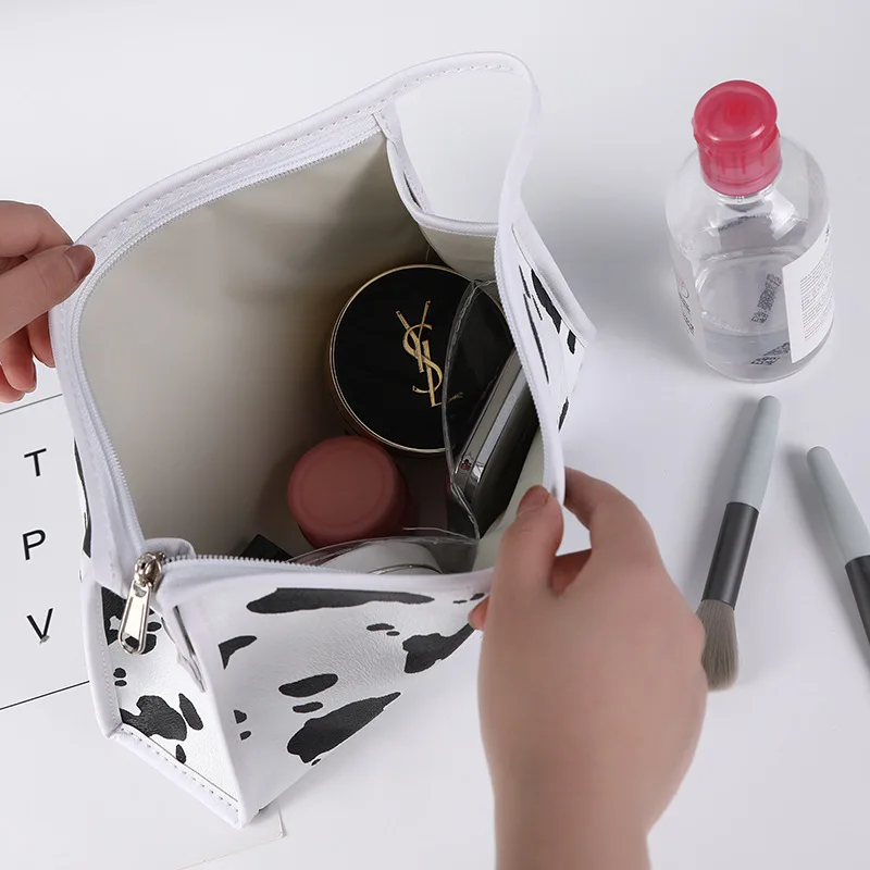 FUDEAM PU Cow Women Portable Cosmetic Bag Multifunction Waterproof Toiletries Organize Storage Handbag Female Travel Makeup Bags
FUDEAM PU Cow Women Portable Cosmetic Bag Multifunction Waterproof Toiletries Organize Storage Handbag Female Travel Makeup Bags