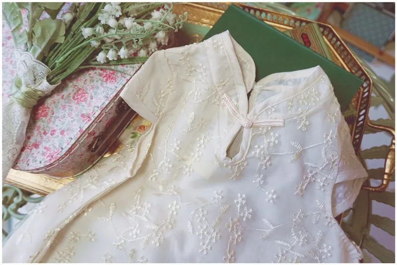 Chinese Style Children's Cheongsam Summer New Girl Foreign Style Disc Buckle Printing Princess Dress Kids Retro Skirt GD58
Chinese Style Children's Cheongsam Summer New Girl Foreign Style Disc Buckle Printing Princess Dress Kids Retro Skirt GD58