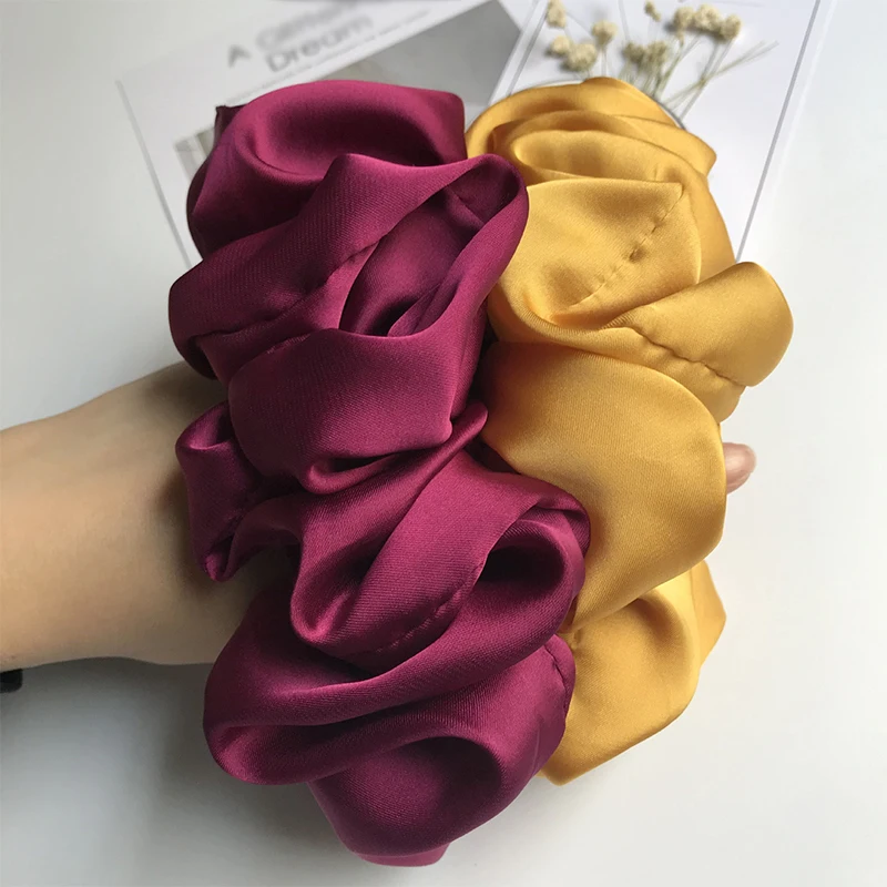 1PCS Bright Satin Silk Scrunchies Solid Large Elastic Rubber Hair Bands Women Girls Ponytail Holder Hair Rope Accessories Set
1PCS Bright Satin Silk Scrunchies Solid Large Elastic Rubber Hair Bands Women Girls Ponytail Holder Hair Rope Accessories Set