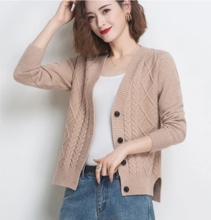 Вязаный кардиган для женщин 2021 весна и осень Новый стиль корейский модный Повседневный свитер свободный свитер из хлопка
Вязаный кардиган для женщин 2021 весна и осень Новый стиль корейский модный Повседневный свитер свободный свитер из хлопка