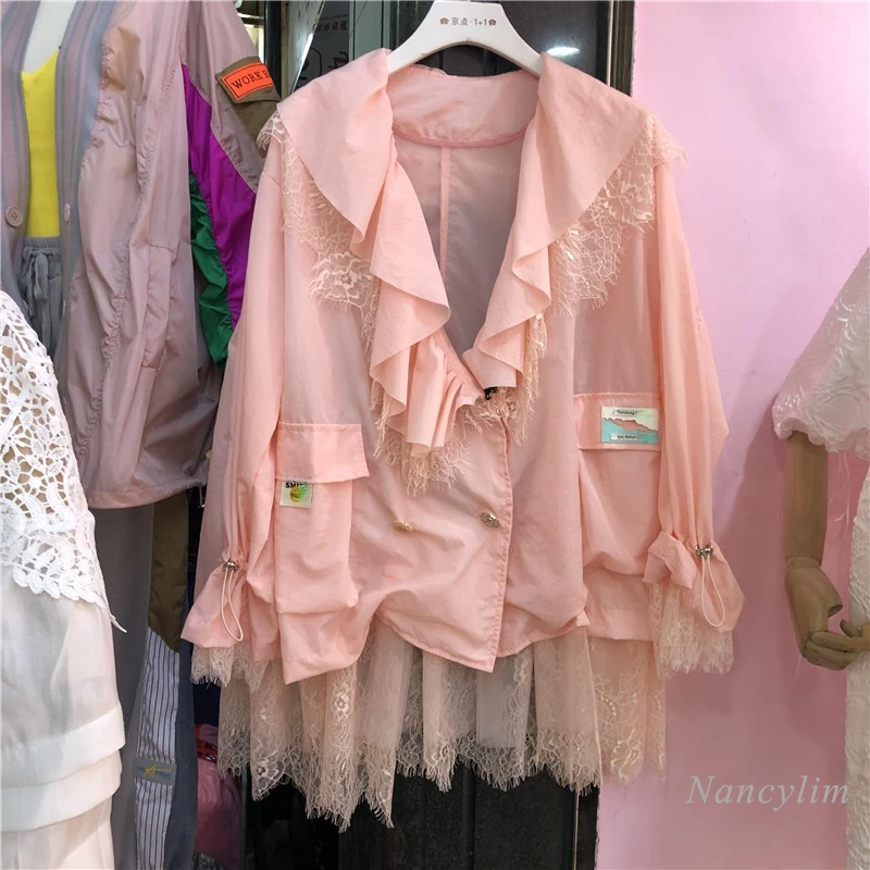 Loose Summer Jacket Women New European Style Lace Stitching Lotus Leaf Collar Sun Protection Top Female Large Size Blusas
Loose Summer Jacket Women New European Style Lace Stitching Lotus Leaf Collar Sun Protection Top Female Large Size Blusas