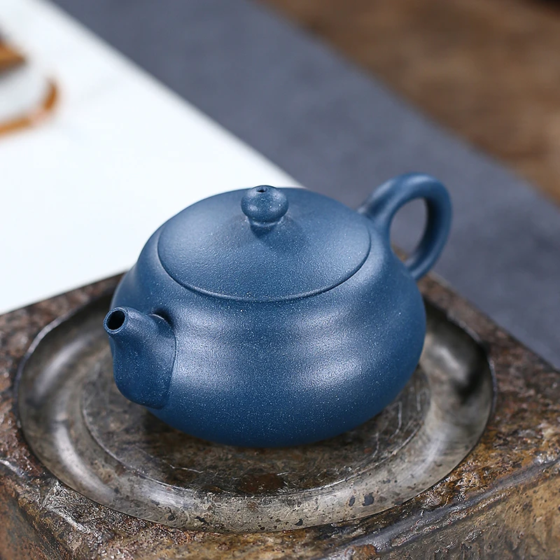 150ML Yixing Purple Clay Teapot Raw Ore Azure mud Xishi Pot Vintage Drinkkware Kung Fu Tea Set Zisha Pots for Birthday Gift
150ML Yixing Purple Clay Teapot Raw Ore Azure mud Xishi Pot Vintage Drinkkware Kung Fu Tea Set Zisha Pots for Birthday Gift