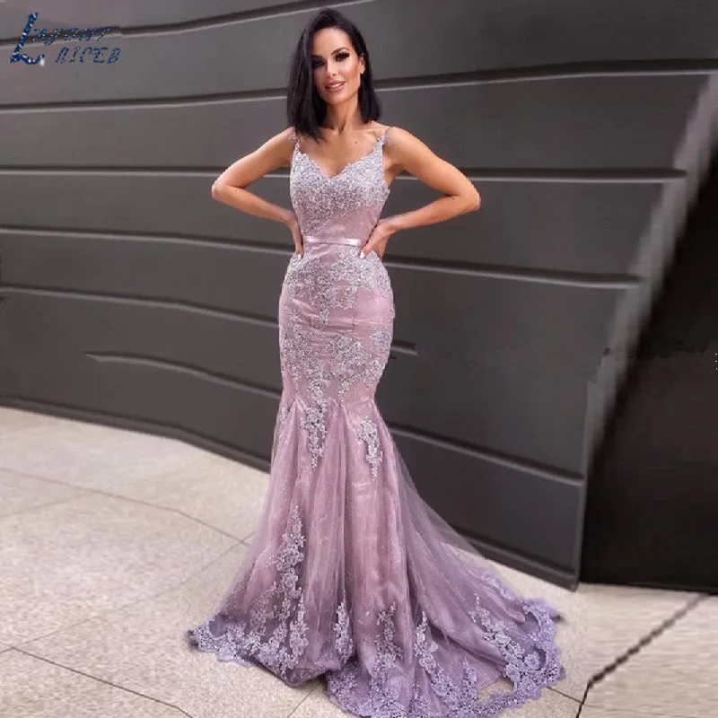 Spaghetti Straps Long Mermaid Evening Dresses Lace abiti da sera Applique Robe De Soiree longue Formal Gowns abiye gece elbisesi
Spaghetti Straps Long Mermaid Evening Dresses Lace abiti da sera Applique Robe De Soiree longue Formal Gowns abiye gece elbisesi