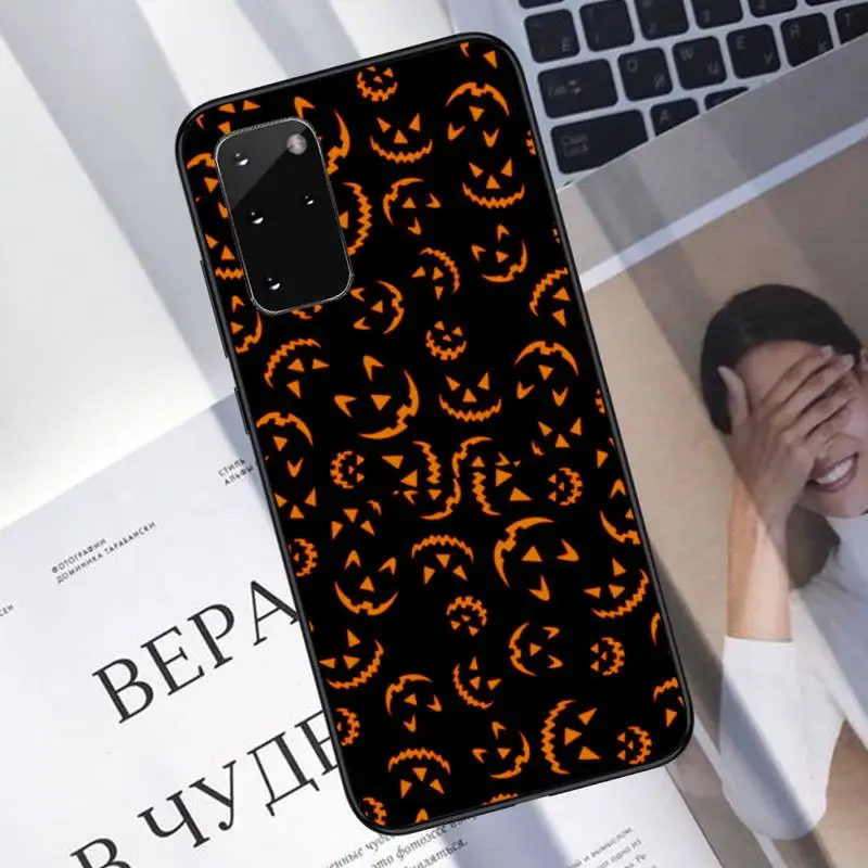 Halloween pumpkin Phone Case For Samsung A40 A31 A50 A51 A71 A20E A20S S8 S9 S10 S20 Plus note 20 ultra
Halloween pumpkin Phone Case For Samsung A40 A31 A50 A51 A71 A20E A20S S8 S9 S10 S20 Plus note 20 ultra
