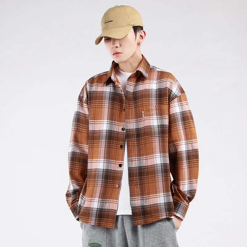 2123 Men Plaid Shirt Korean Fashion Trend College Style Student Casual Simple Lapel Long Sleeve Color Matching Cardigan Tops
2123 Men Plaid Shirt Korean Fashion Trend College Style Student Casual Simple Lapel Long Sleeve Color Matching Cardigan Tops