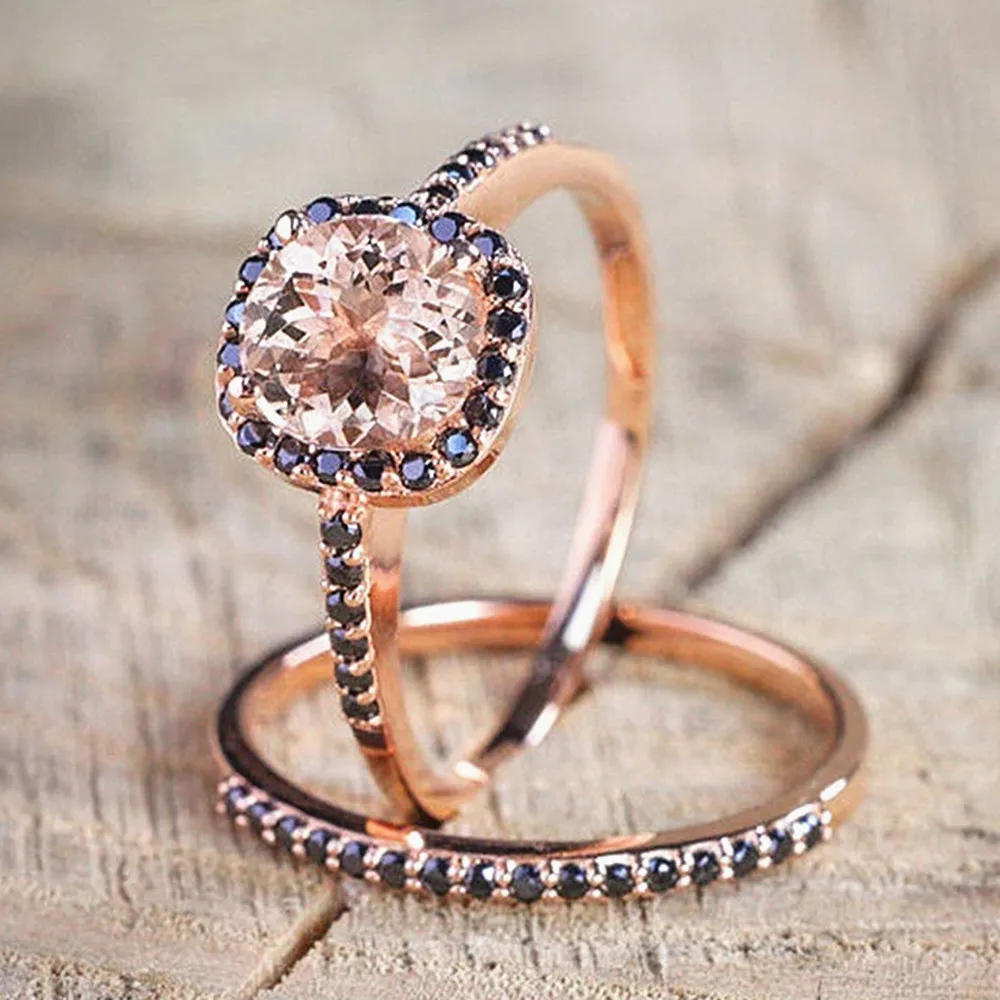 Женский ювелирный комплект из кольца и серёг, цвета розового золота
Женский ювелирный комплект из кольца и серёг, цвета розового золота