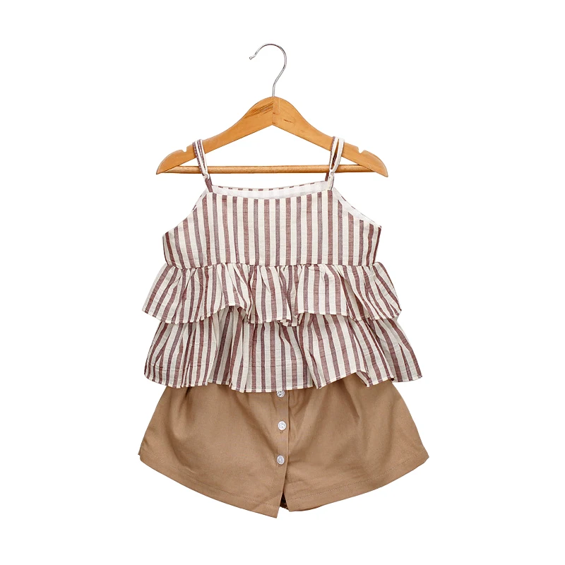 summer cotton striped 2 pcs set ruffle t-shirt+loose short pants sets age for 2 -8 yrs little girls bohemian style beach clothes
summer cotton striped 2 pcs set ruffle t-shirt+loose short pants sets age for 2 -8 yrs little girls bohemian style beach clothes