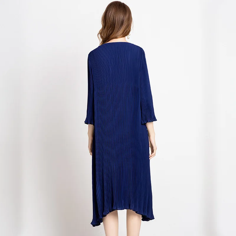 2020 New Spring Summer Round Neck Long Sleeve Black Pleated Irregular High Elastic Temperament Dress Women Fashion Q207
2020 New Spring Summer Round Neck Long Sleeve Black Pleated Irregular High Elastic Temperament Dress Women Fashion Q207