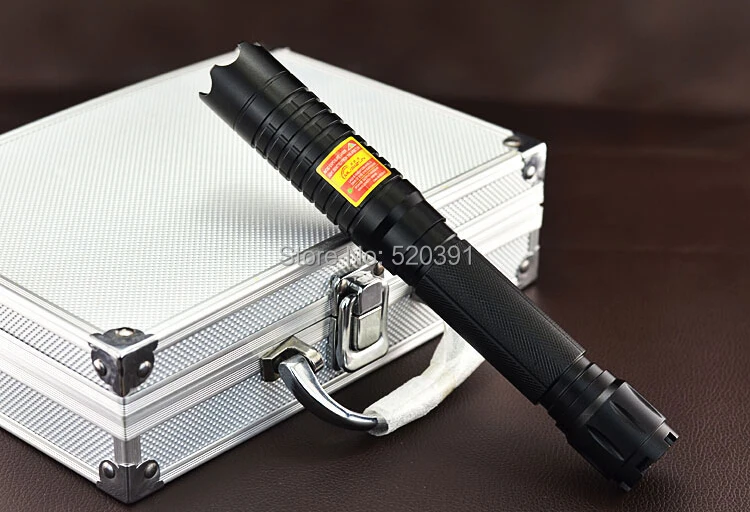 High power Military Blue Laser Pointer 500000m 500W 450nm Flashlight Burn Match Candle Lit Cigarette Wicked LAZER Torch Hunting
High power Military Blue Laser Pointer 500000m 500W 450nm Flashlight Burn Match Candle Lit Cigarette Wicked LAZER Torch Hunting