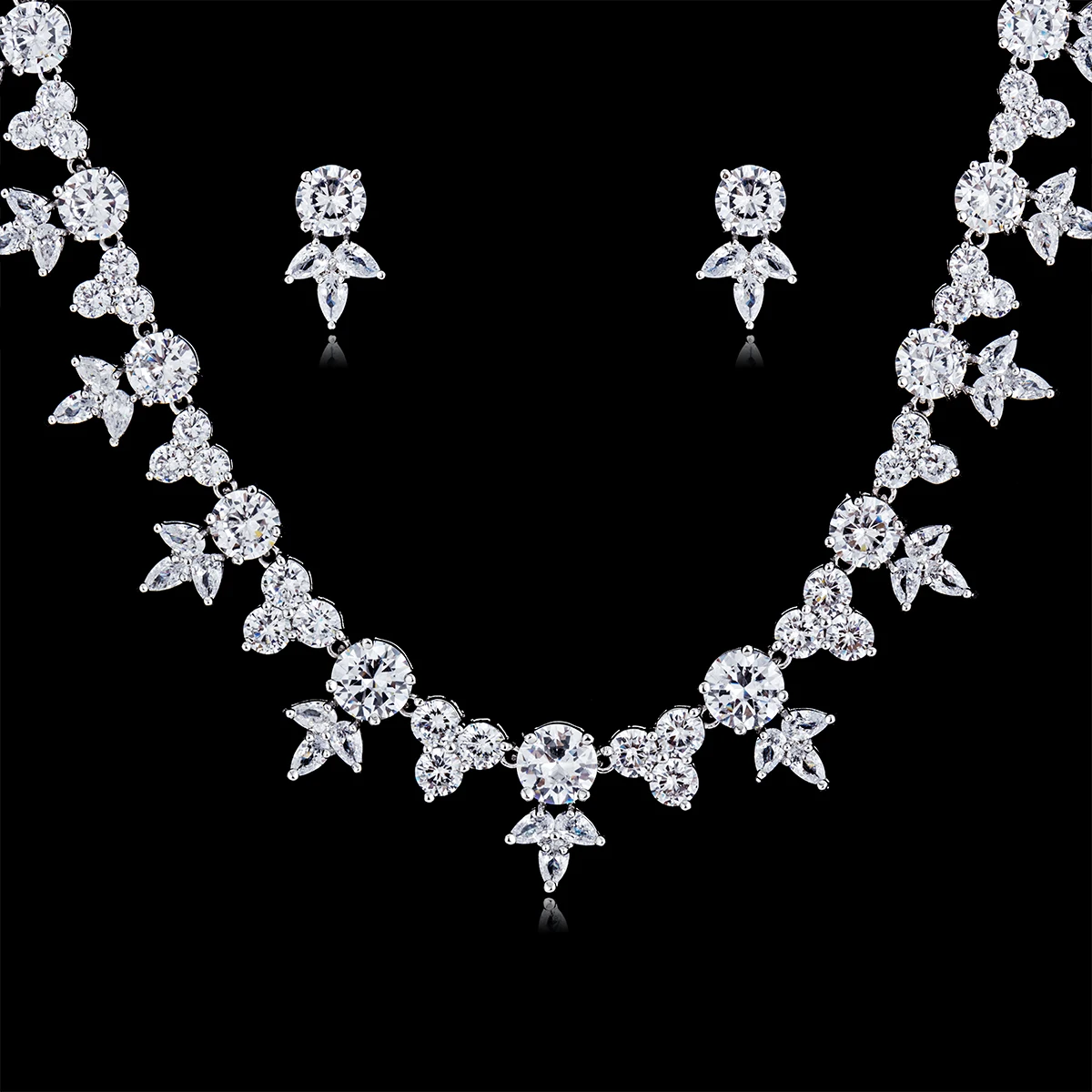 Fashion Crystal CZ Cubic Zirconia Bridal Wedding Round Flower Necklace Earring Set Jewelry Sets for Women Accessories CN10128
Fashion Crystal CZ Cubic Zirconia Bridal Wedding Round Flower Necklace Earring Set Jewelry Sets for Women Accessories CN10128