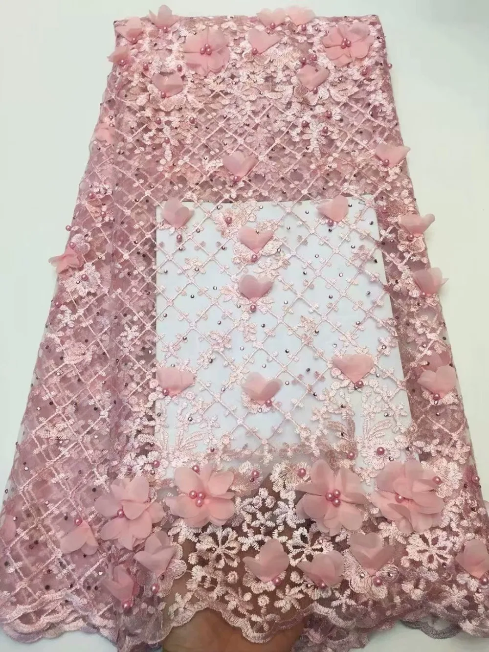 Nigerian lace fabrics for women dress direct selling African 3D lace fabric organza french guipure 3D flowers tulle mesh lace
Nigerian lace fabrics for women dress direct selling African 3D lace fabric organza french guipure 3D flowers tulle mesh lace