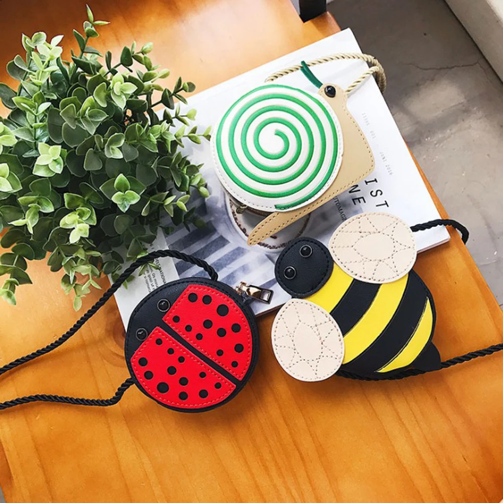 Baby Cute Mini Circular Cartoon Animals Shoulder Bags 2019 PU Leather Girls Kids Snail Ladybug Bee Crossbody Messenger Bag Purse
Baby Cute Mini Circular Cartoon Animals Shoulder Bags 2019 PU Leather Girls Kids Snail Ladybug Bee Crossbody Messenger Bag Purse