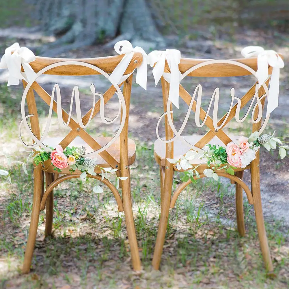LanLan Exquisite Wooden Chair Back Hanging Pendant with Ribbon for Wedding Party Decoration
LanLan Exquisite Wooden Chair Back Hanging Pendant with Ribbon for Wedding Party Decoration