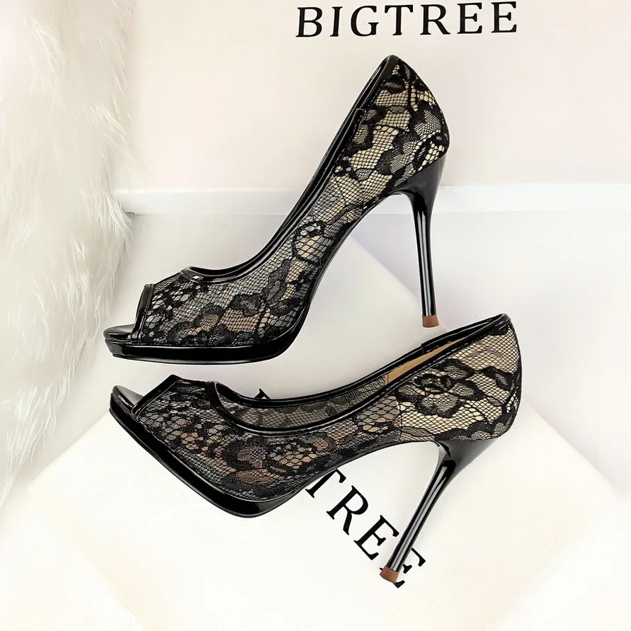 Nightclub Ladies Shoes Women Super High Heels Reticular Hollow Out Lace Fish Mouth Basic Fashion 34 35 36 37 38 39 40 White Red
Nightclub Ladies Shoes Women Super High Heels Reticular Hollow Out Lace Fish Mouth Basic Fashion 34 35 36 37 38 39 40 White Red