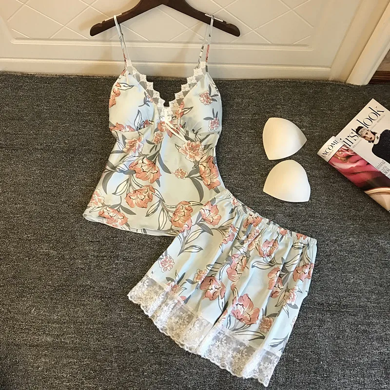 Pyjamas Women Satin Sleepwear Flower Print Sleeveless Strap Silk Nightwear Lace Satin Cami Top Pajamas Sets Pijama
Pyjamas Women Satin Sleepwear Flower Print Sleeveless Strap Silk Nightwear Lace Satin Cami Top Pajamas Sets Pijama