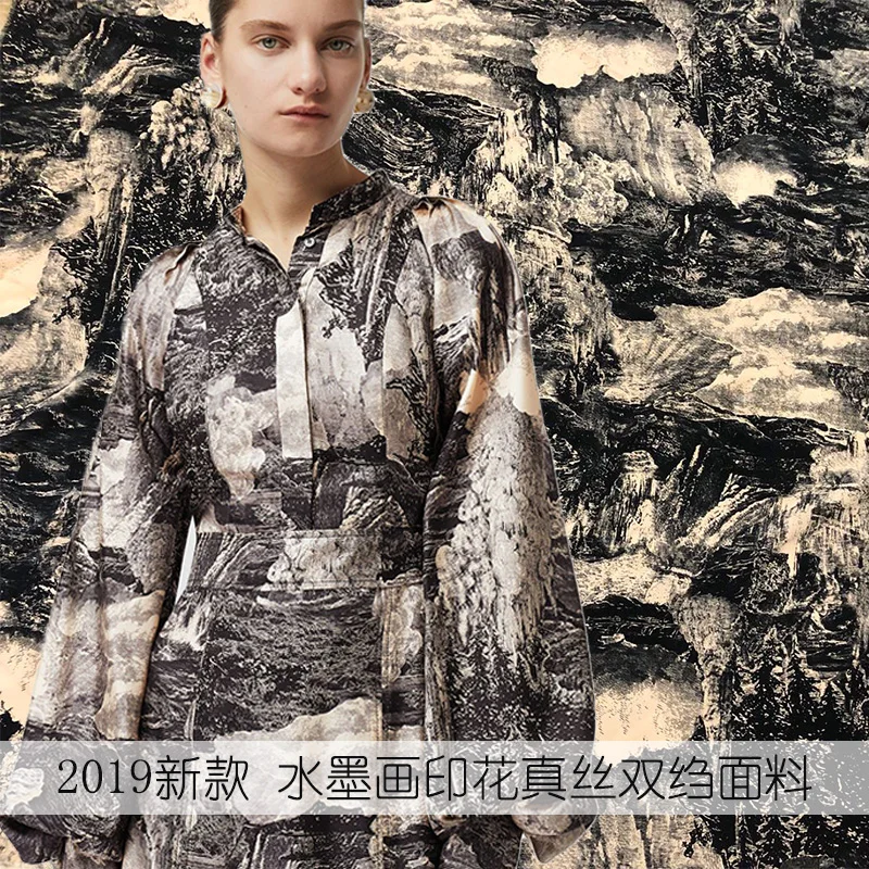2019 new European and American style ink painting fabric 12mm natural silk crepe de Chine fabric drss skirt shirt DIY fabric
2019 new European and American style ink painting fabric 12mm natural silk crepe de Chine fabric drss skirt shirt DIY fabric
