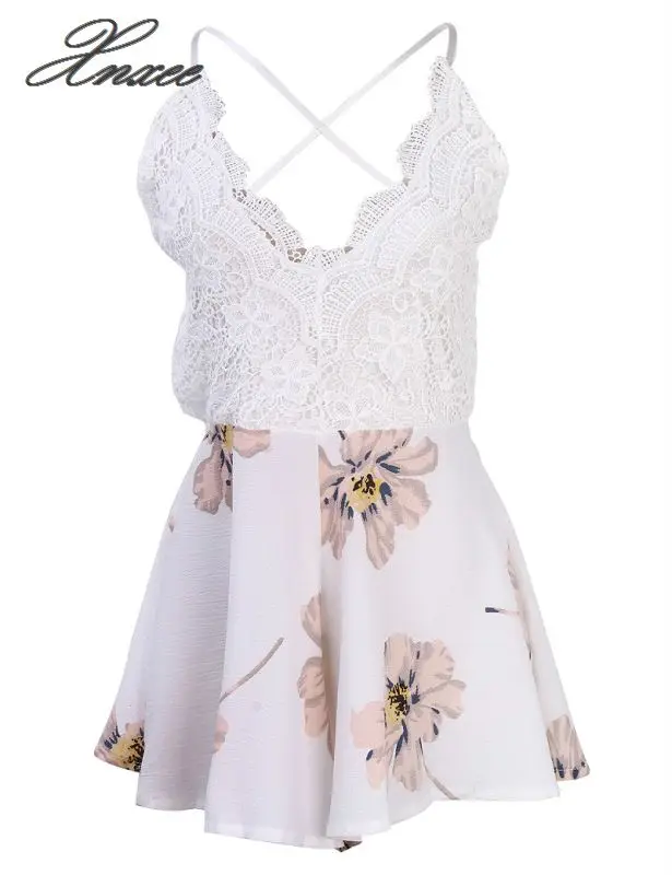 2020 Summer feminino Lace Halter V Neck Floral Playsuit Sexy Shorts Rompers Womens Overall Jumpsuits
2020 Summer feminino Lace Halter V Neck Floral Playsuit Sexy Shorts Rompers Womens Overall Jumpsuits