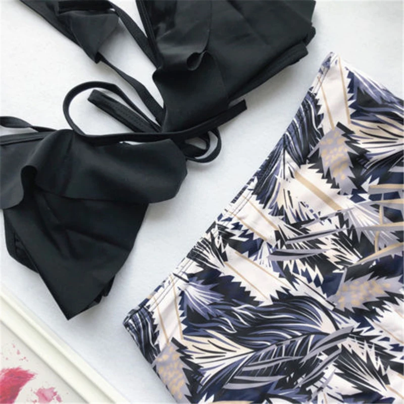 2019 Bikinis Women Swimwear High Waist Swimsuit Halter Sexy Bikini Set Retro Bathing Suits Plus Size Ruffle Swimwear
2019 Bikinis Women Swimwear High Waist Swimsuit Halter Sexy Bikini Set Retro Bathing Suits Plus Size Ruffle Swimwear