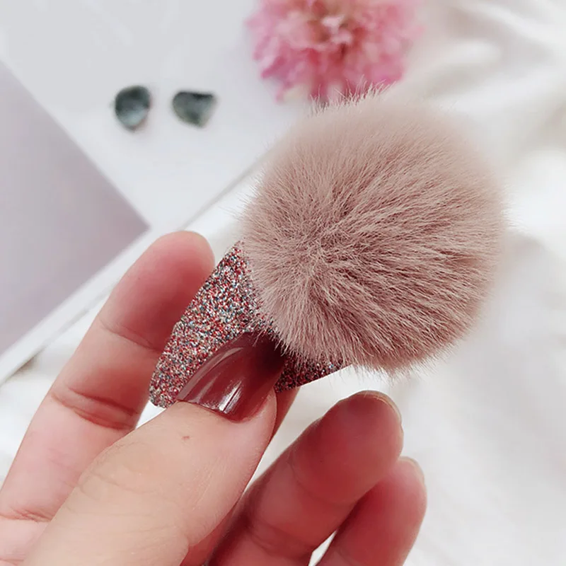 Cute Fur Pom Pom Hair Clip Set Pink Ball Pompom Hairpin BB clips Hairpin Gripper Hairball Hair Accessories diademas para mujer
Cute Fur Pom Pom Hair Clip Set Pink Ball Pompom Hairpin BB clips Hairpin Gripper Hairball Hair Accessories diademas para mujer