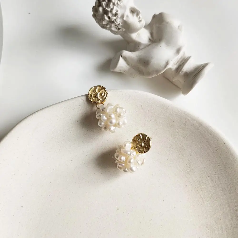 Korea Hot Style Pure 925 Sterling Silver Earrings for Women Delicate Fashion Pearl Gold Stud Earrings Jewelry
Korea Hot Style Pure 925 Sterling Silver Earrings for Women Delicate Fashion Pearl Gold Stud Earrings Jewelry