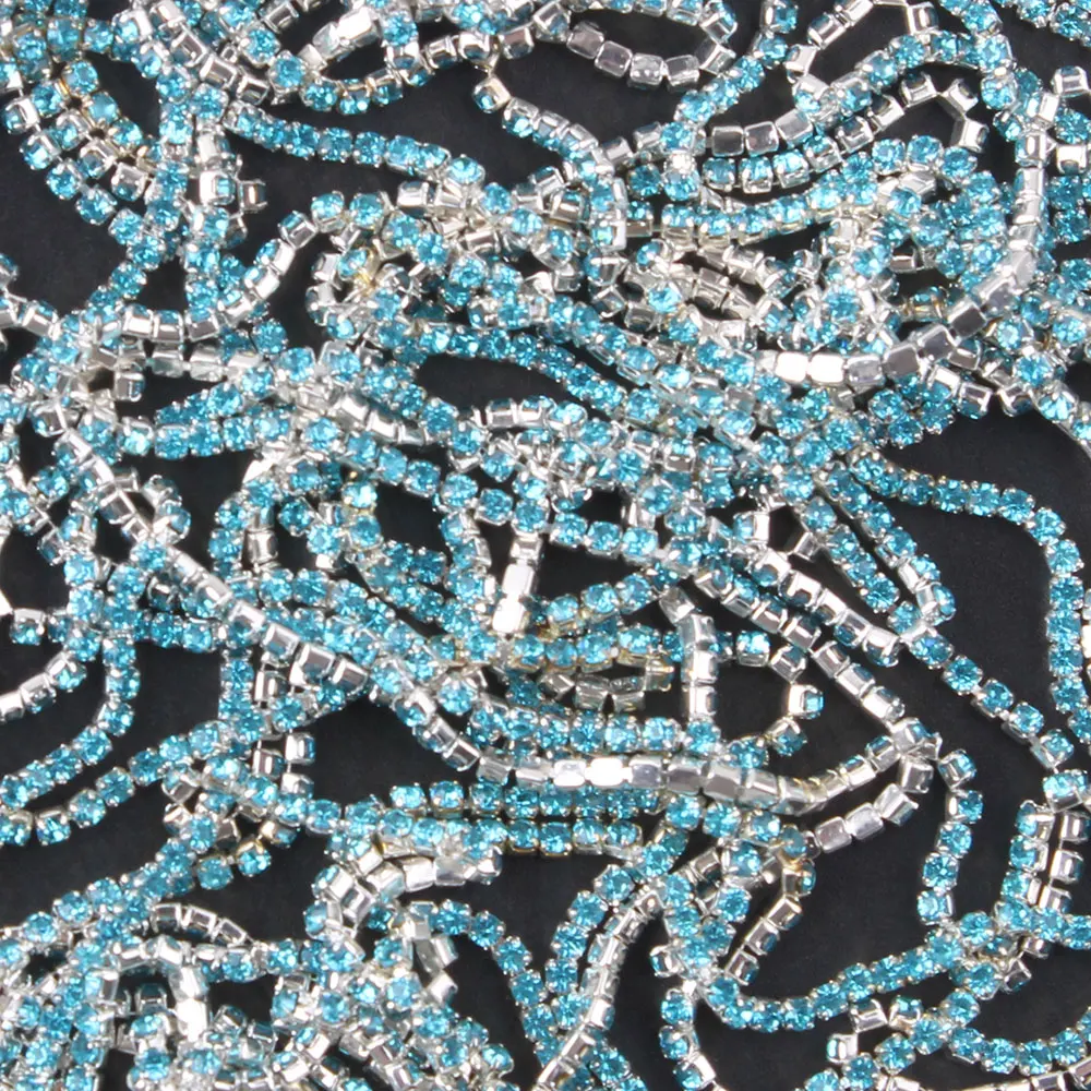 ZOTOONE 1Yard SS6 Lake Blue Nails Rhinestone Chain Strass Applique Crystal Trim Stones for Clothes Decoration Sew on Garment Bag
ZOTOONE 1Yard SS6 Lake Blue Nails Rhinestone Chain Strass Applique Crystal Trim Stones for Clothes Decoration Sew on Garment Bag