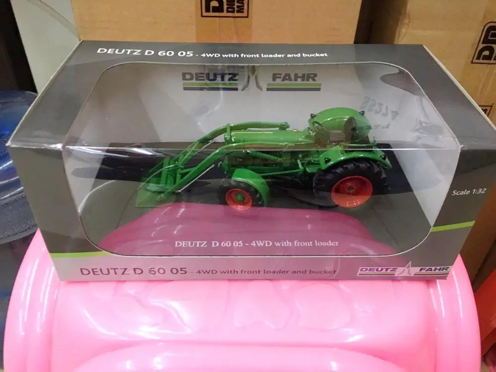 Универсальные хобби 1/32 Deutz-Fahr d6005 4wd с фронтальным погрузчиком под давлением UH5307
Универсальные хобби 1/32 Deutz-Fahr d6005 4wd с фронтальным погрузчиком под давлением UH5307