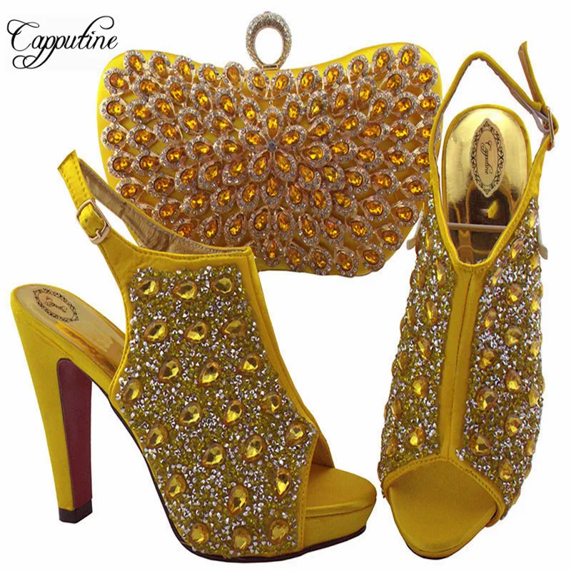 Capputine African Fashion Crsytal Shoes And Bags Set Hot Sale Italian Pumps Shoes And Bag Set For Wedding Free Shipping
Capputine African Fashion Crsytal Shoes And Bags Set Hot Sale Italian Pumps Shoes And Bag Set For Wedding Free Shipping