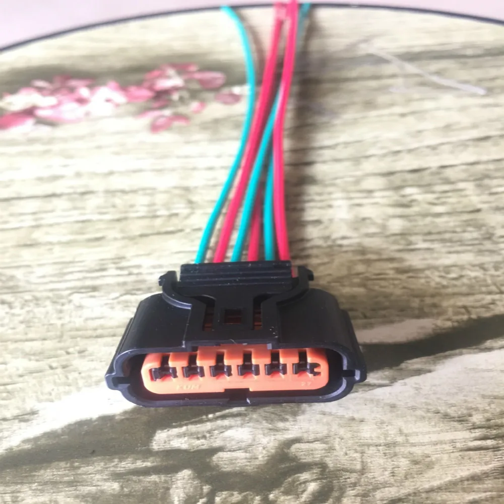 6Pin Car Rear-end radar probe wire harness plug Connector With wire For Hyundai IX35 Sonata 8 Elantra Verna
6Pin Car Rear-end radar probe wire harness plug Connector With wire For Hyundai IX35 Sonata 8 Elantra Verna