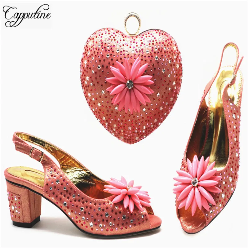 Capputine 2019 Italian Women Wedding Shoes And Purse Set New Fashion Decorated With Rhinestone Shoes And Bag Set For Party Dress
Capputine 2019 Italian Women Wedding Shoes And Purse Set New Fashion Decorated With Rhinestone Shoes And Bag Set For Party Dress