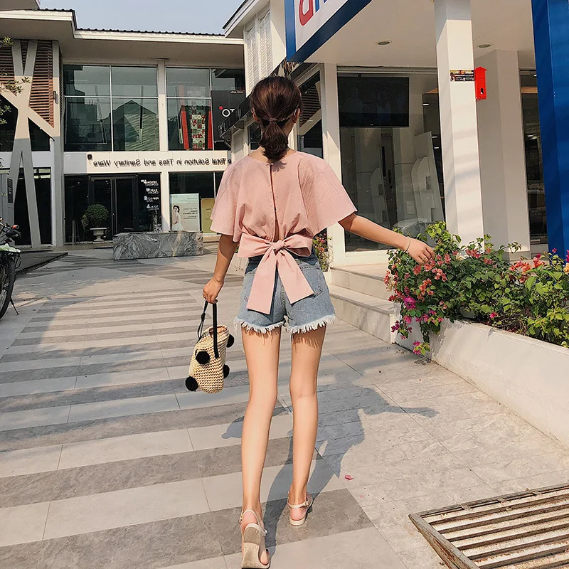 2018 summer women short flare sleeve short top sexy wrap v neck blouse female vacation lace up bow tie crop shirt top
2018 summer women short flare sleeve short top sexy wrap v neck blouse female vacation lace up bow tie crop shirt top
