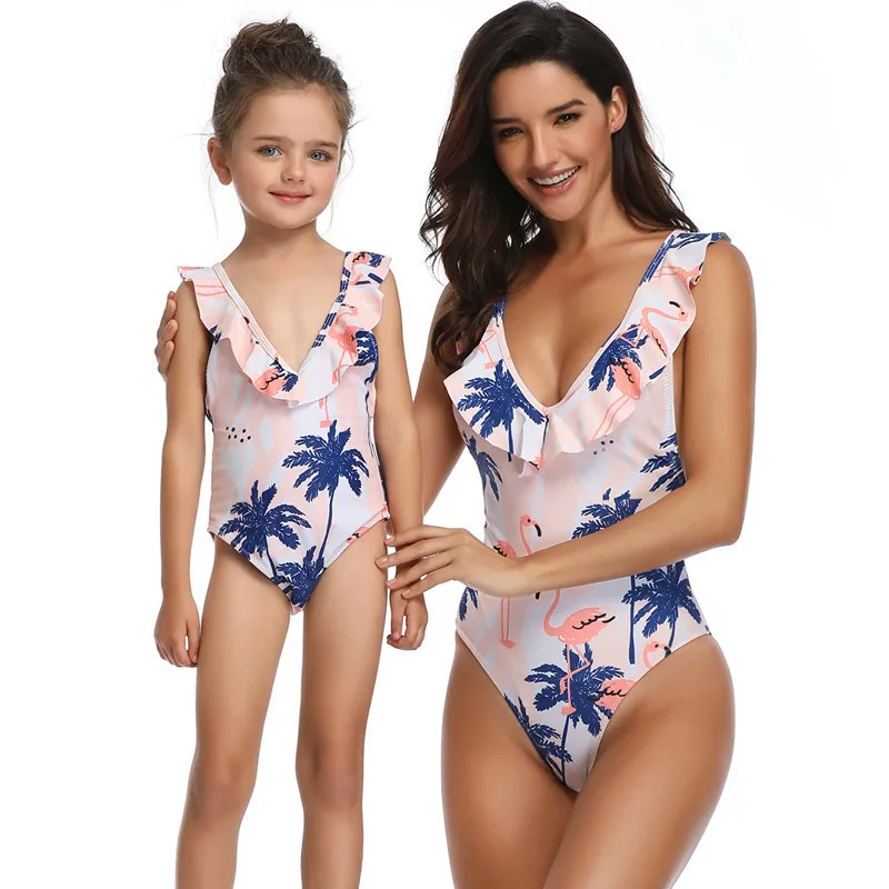 Family Matching Swimsuit Mother Daughter Summer Clothes Print Flower Woman Girls Swimwear Holidays Family One Piece Beachwear
Family Matching Swimsuit Mother Daughter Summer Clothes Print Flower Woman Girls Swimwear Holidays Family One Piece Beachwear