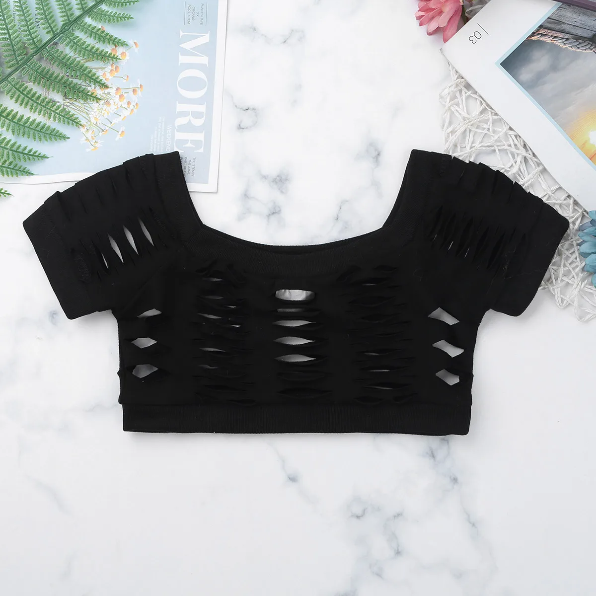 IIXPIN Kids Girls Dance Costume Short Sleeves Off-Shoulder Hollow Out Tank Top Crop Tops for Dance Stage Performance Workout
IIXPIN Kids Girls Dance Costume Short Sleeves Off-Shoulder Hollow Out Tank Top Crop Tops for Dance Stage Performance Workout
