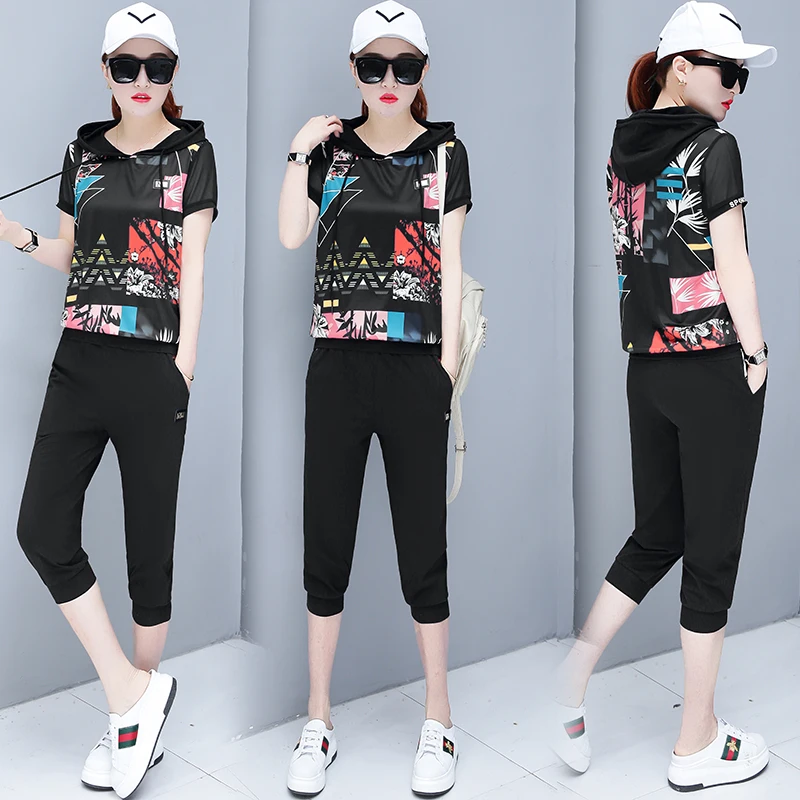 women hoodies sweatshirt suits 2019 summer new Korean fashion hooded printed shirts capris pants leisure fleece two-piece outfit
women hoodies sweatshirt suits 2019 summer new Korean fashion hooded printed shirts capris pants leisure fleece two-piece outfit