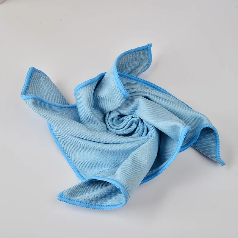3 pcs Super Water absorbent and durable Miciofiber Glass cleaning cloth window towels 35 x 35 cm
3 pcs Super Water absorbent and durable Miciofiber Glass cleaning cloth window towels 35 x 35 cm