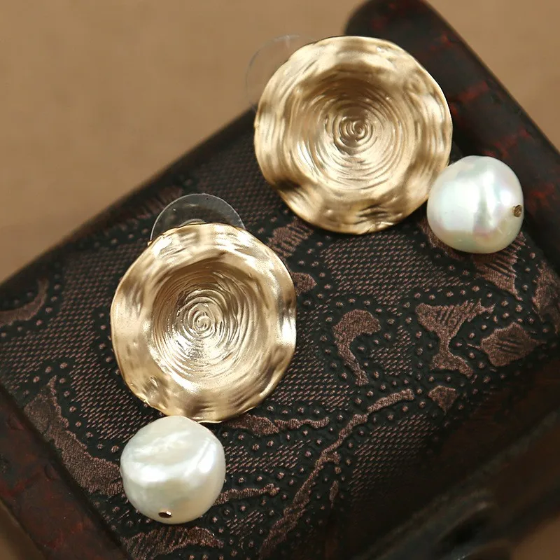 New Arrival Hyperbole White Baroque Pearls Woman's Drop Earrings Gold Plating/ Silver Copper Flower Shape Earring for Bridal
New Arrival Hyperbole White Baroque Pearls Woman's Drop Earrings Gold Plating/ Silver Copper Flower Shape Earring for Bridal