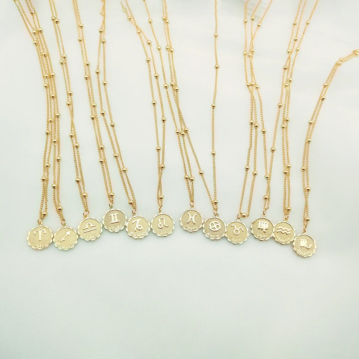 Zodiac Necklace Women's Constellation Necklaces Celestial Keepsake Jewelry Virgo Taurus Leo Gemini Pendant Collier Bijoux Femme
Zodiac Necklace Women's Constellation Necklaces Celestial Keepsake Jewelry Virgo Taurus Leo Gemini Pendant Collier Bijoux Femme