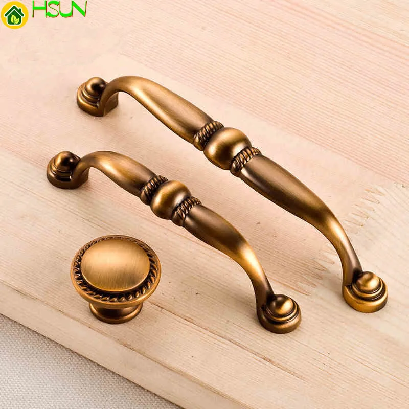 Retro Dresser Knobs Drawer Pull Handles Bronze Rustic Kitchen Cabinet Handle Door Handle Furniture Hardware
Retro Dresser Knobs Drawer Pull Handles Bronze Rustic Kitchen Cabinet Handle Door Handle Furniture Hardware
